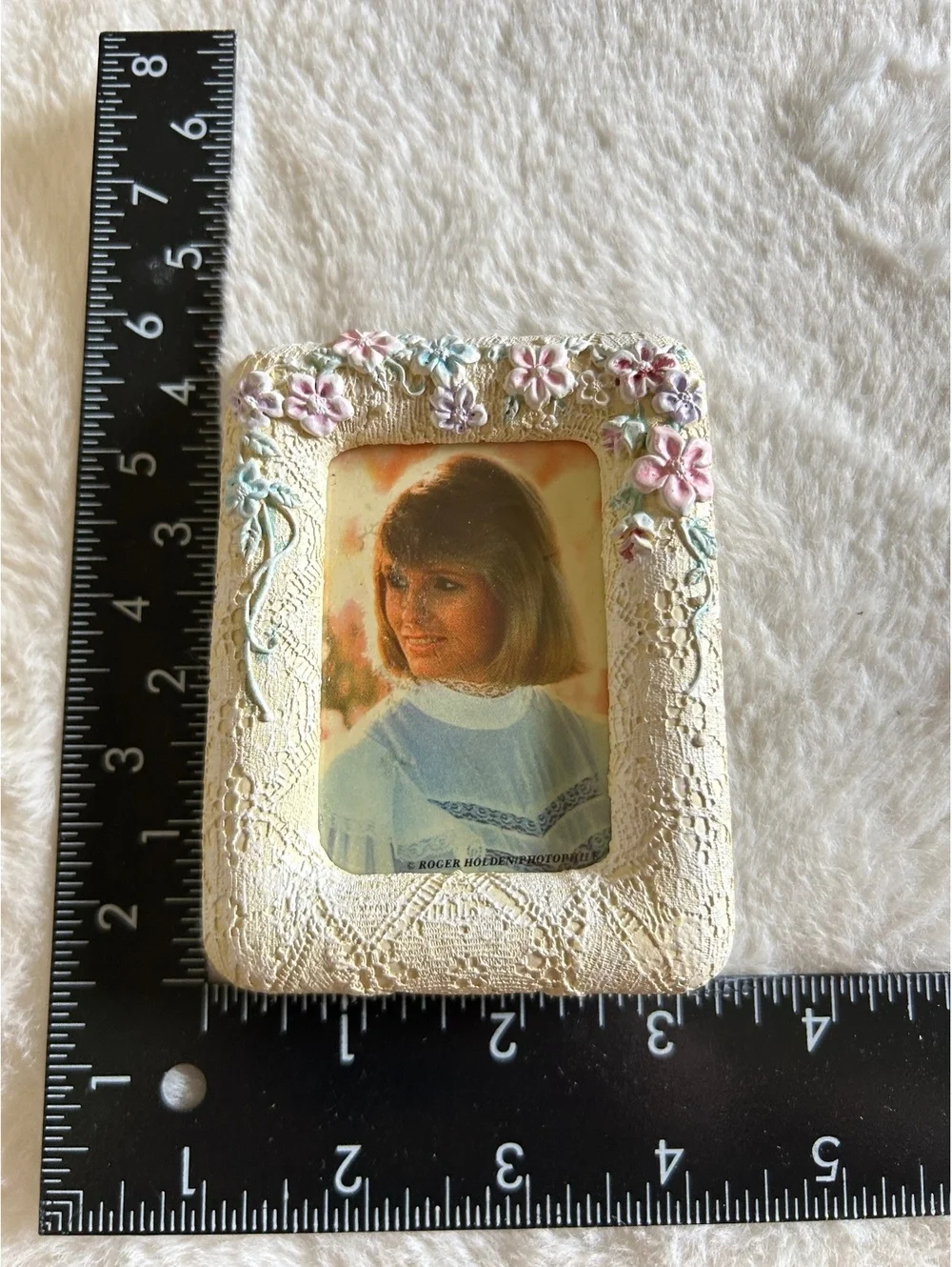 Vintage Small Floral Embossed Picture Frame with Stand